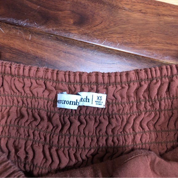 Abercrombie brown romper - Picture 2 of 3